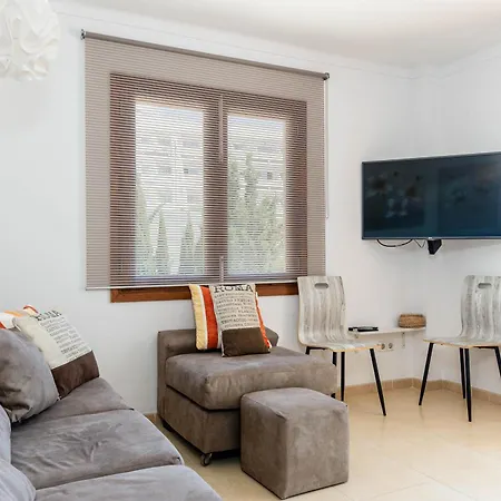 Apartment Yourhouse Reganyol